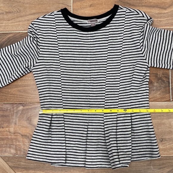 Chelsea28 striped long-sleve sweatshirt, M - Picture 8 of 11